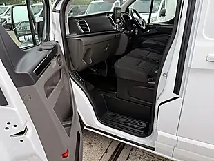 Used 2021 Ford Transit Custom Limited White - Interior and Exterior details 15