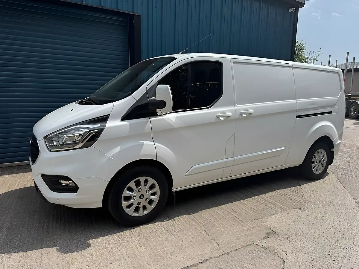Used 2021 Ford Transit Custom Limited White - Interior and Exterior details 4