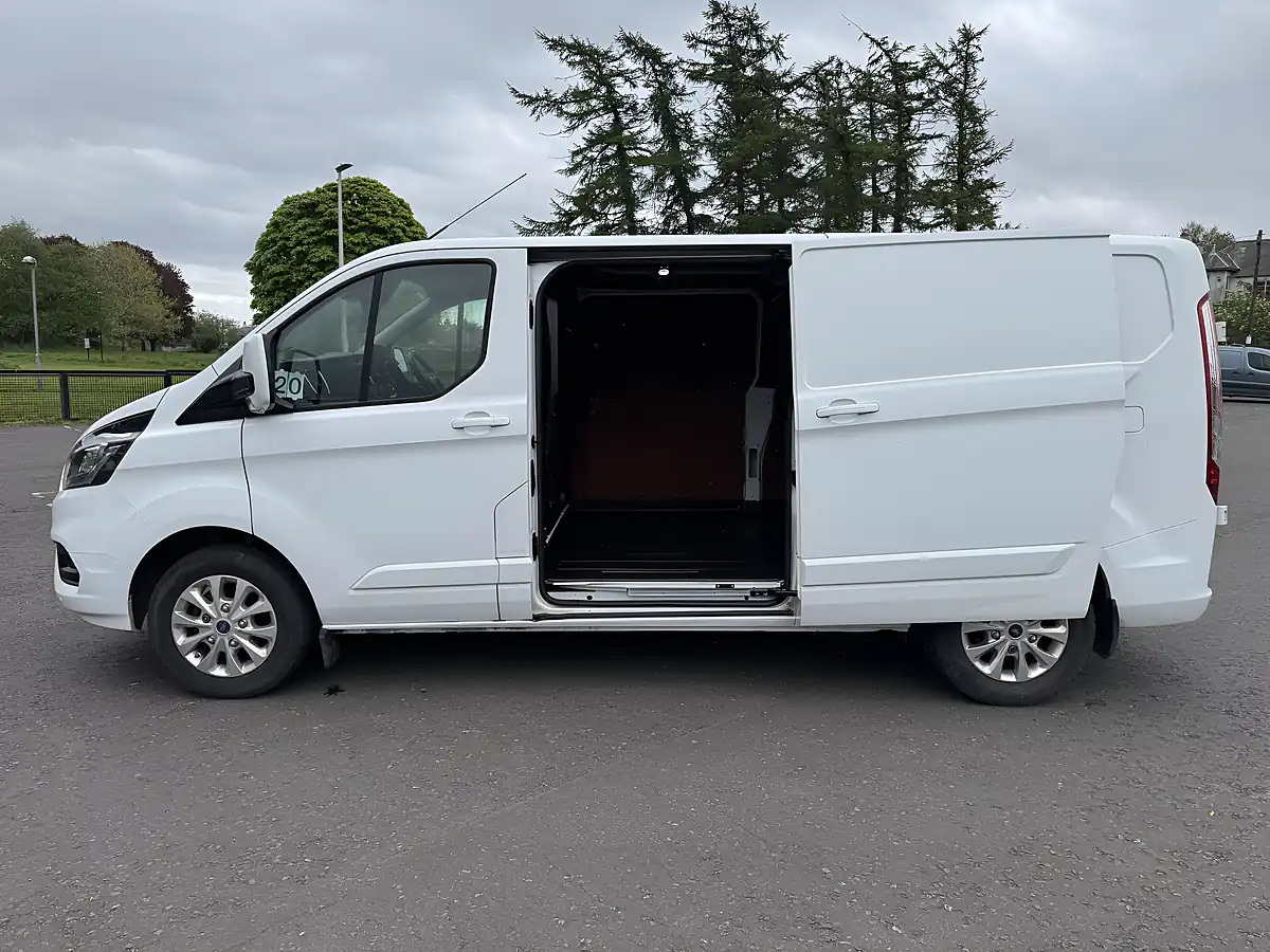 Used 2021 Ford Transit Custom Limited White - Interior and Exterior details 13