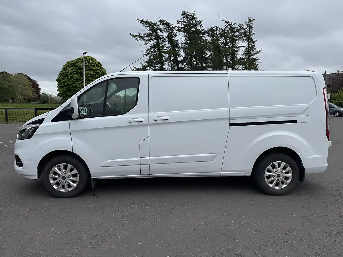 Used 2021 Ford Transit Custom Limited White - Interior and Exterior details 4