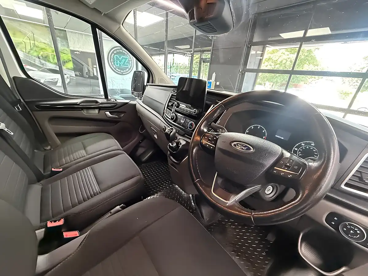 Used 2021 Ford Transit Custom Limited White - Interior and Exterior details 12