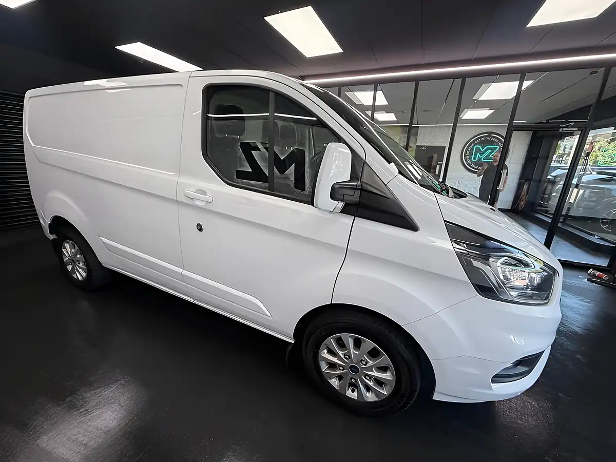 Used 2021 Ford Transit Custom Limited White - Interior and Exterior details 8