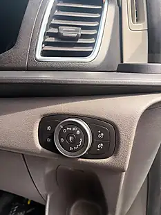 Used 2021 Ford Transit Custom Limited White - Interior and Exterior details 16