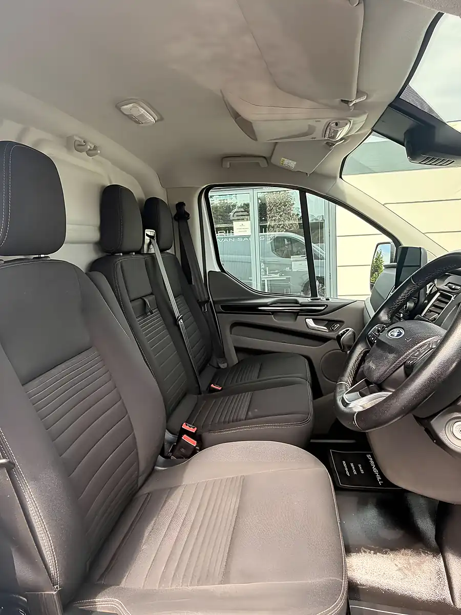 Used 2021 Ford Transit Custom Limited White - Interior and Exterior details 20
