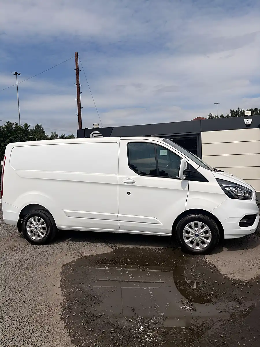 Used 2021 Ford Transit Custom Limited White - Interior and Exterior details 3