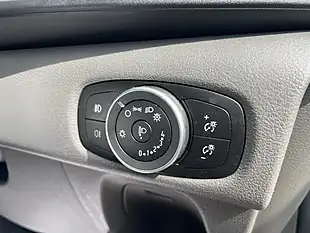 Used 2021 Ford Transit Custom Limited White - Interior and Exterior details 14