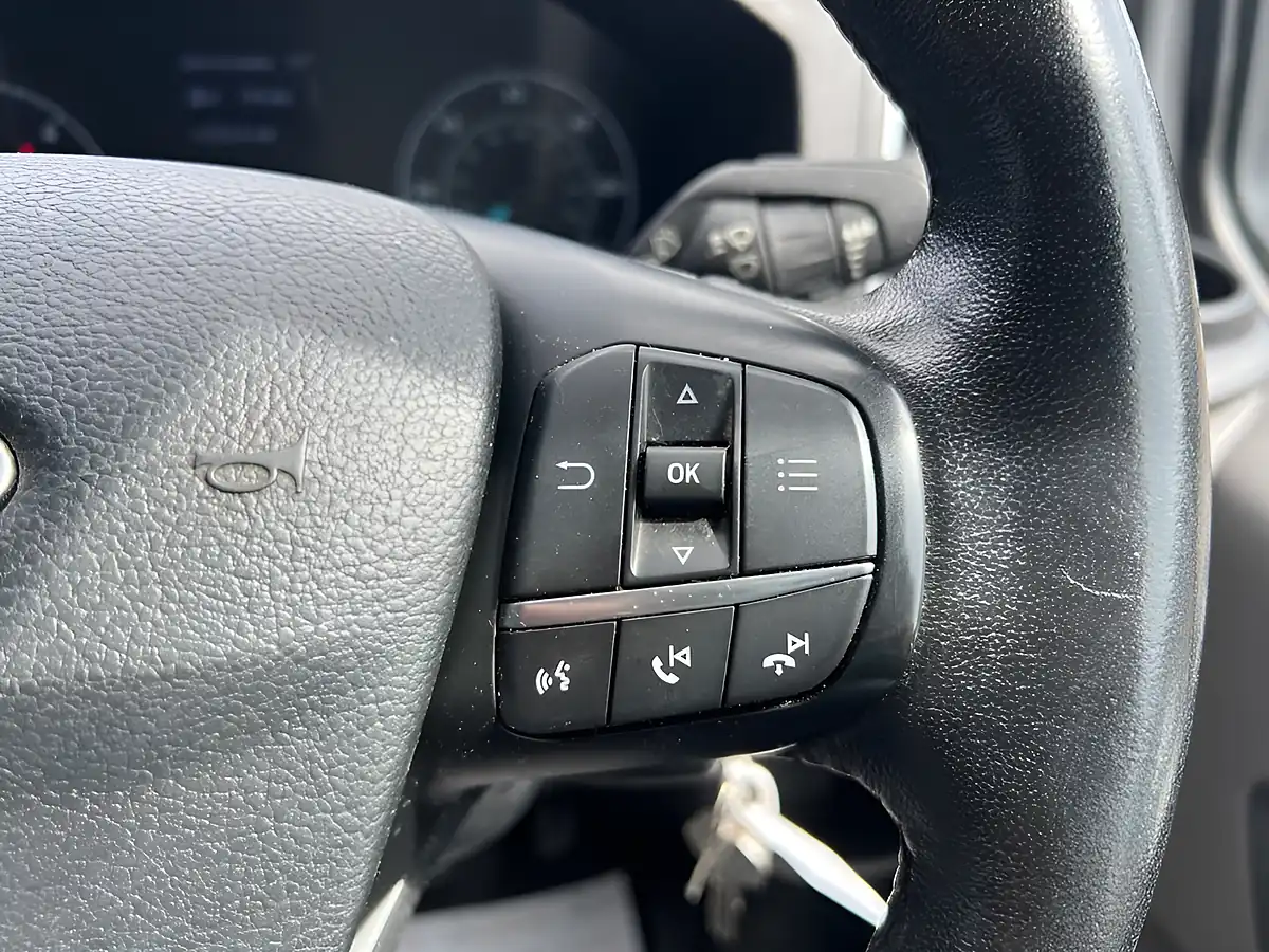 Used 2021 Ford Transit Custom Limited White - Interior and Exterior details 15