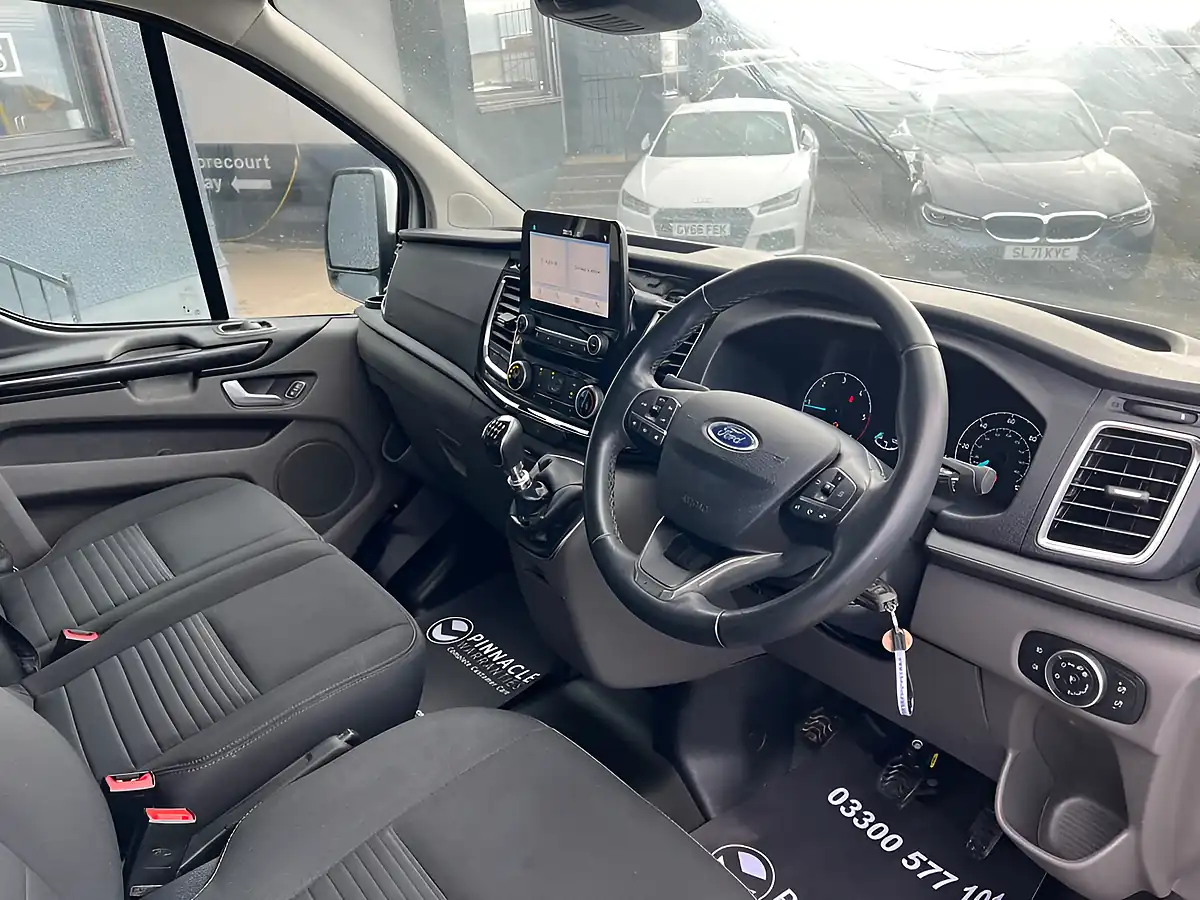 Used 2021 Ford Transit Custom Limited White - Interior and Exterior details 16