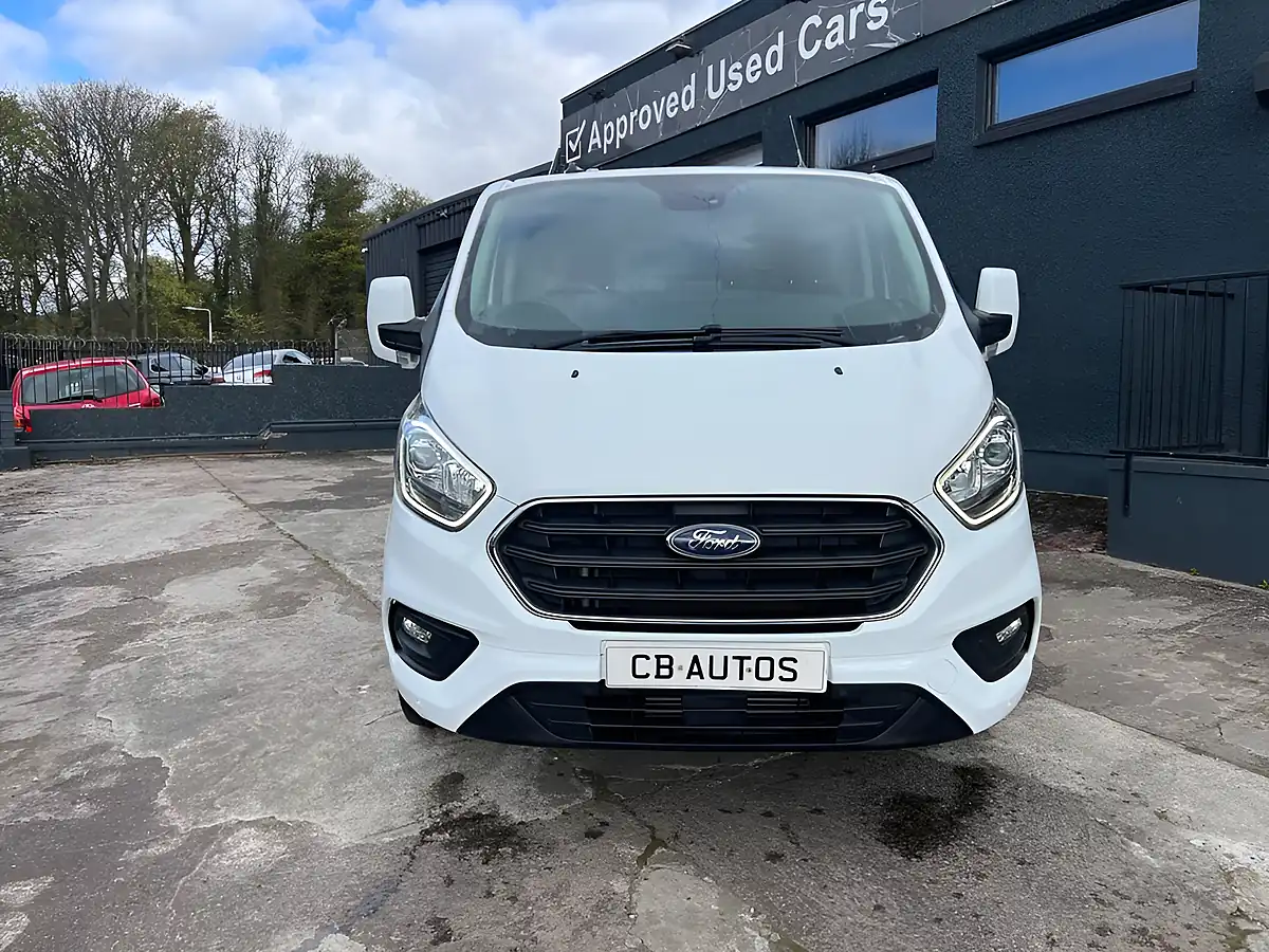 Used 2021 Ford Transit Custom Limited White - Interior and Exterior details 2