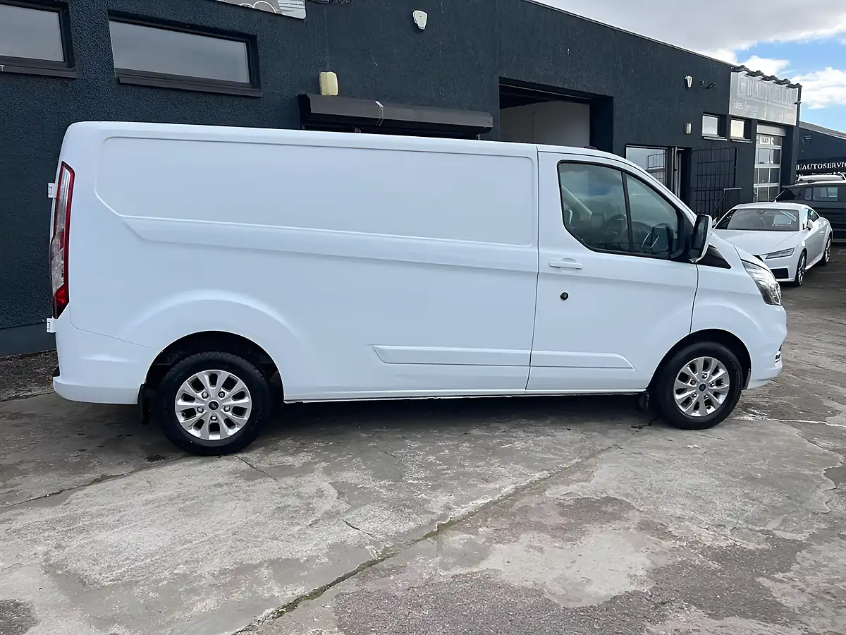 Used 2021 Ford Transit Custom Limited White - Interior and Exterior details 4