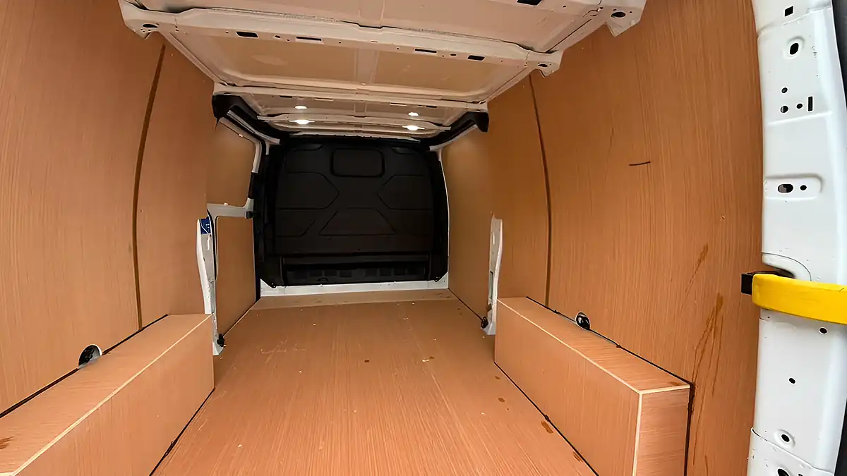 Used 2021 Ford Transit Custom Limited White - Interior and Exterior details 12
