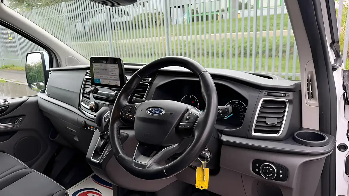 Used 2021 Ford Transit Custom Limited White - Interior and Exterior details 16