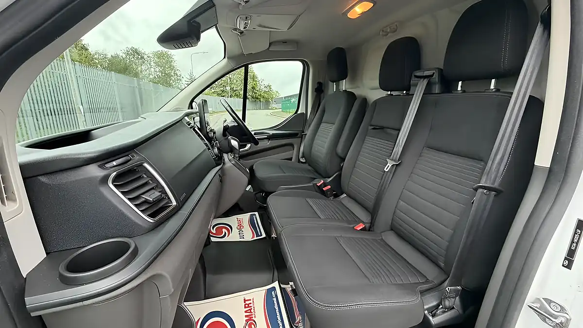 Used 2021 Ford Transit Custom Limited White - Interior and Exterior details 18