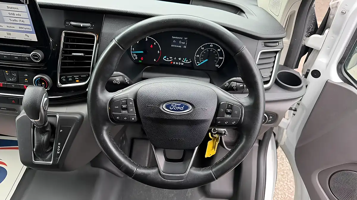 Used 2021 Ford Transit Custom Limited White - Interior and Exterior details 20