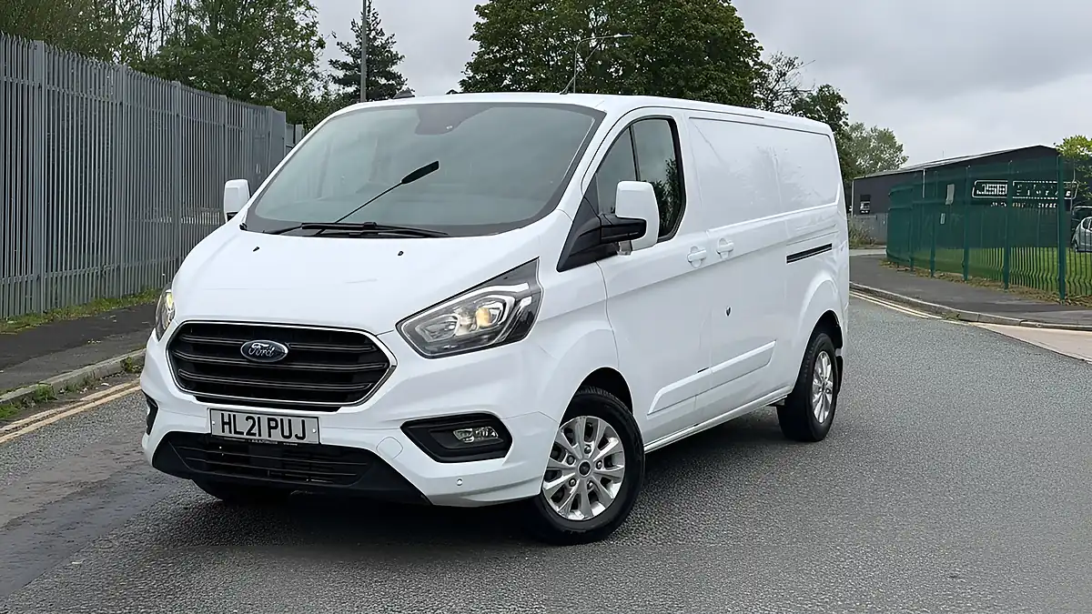 Used 2021 Ford Transit Custom Limited White - Interior and Exterior details 3
