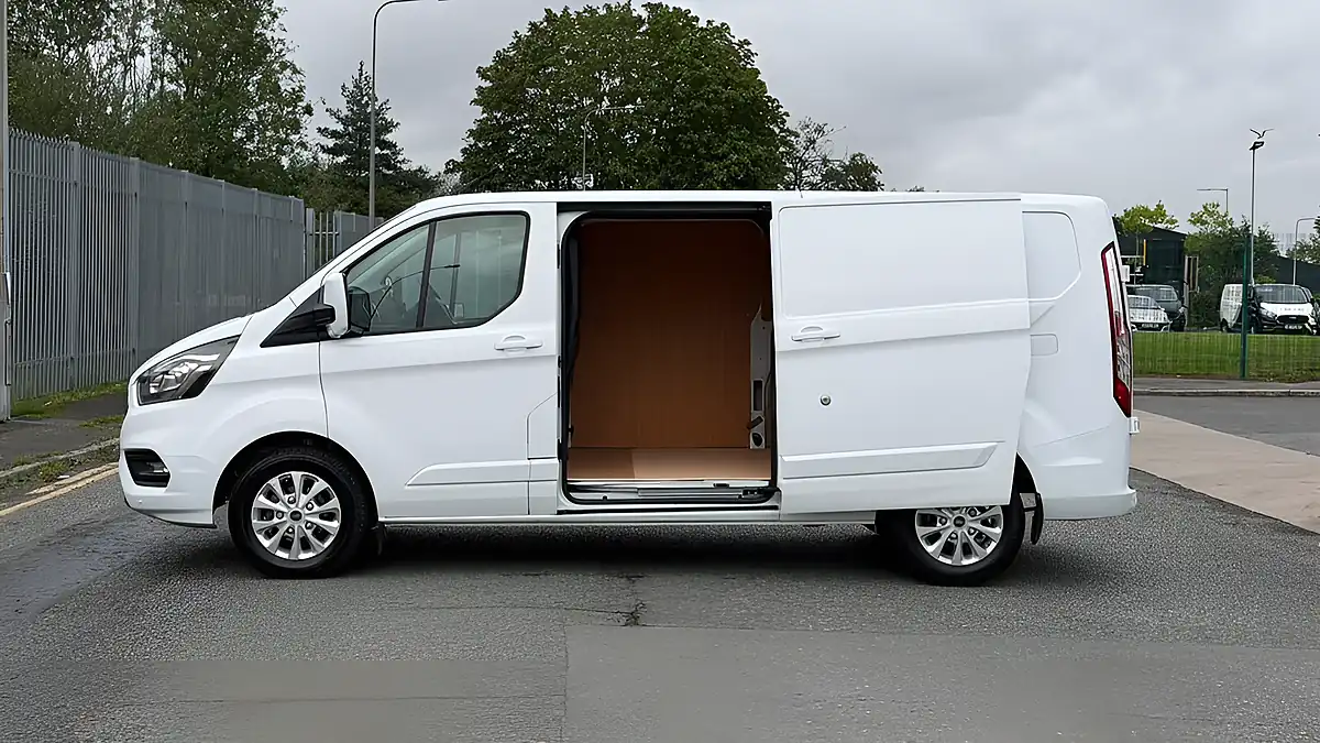 Used 2021 Ford Transit Custom Limited White - Interior and Exterior details 5