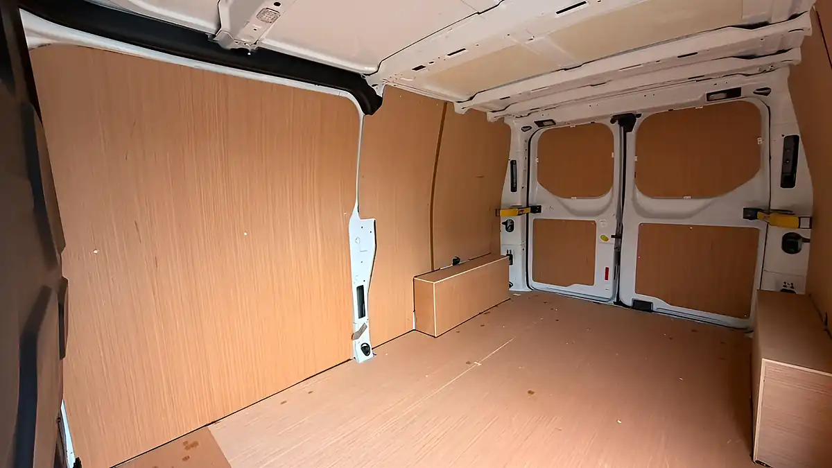 Used 2021 Ford Transit Custom Limited White - Interior and Exterior details 6