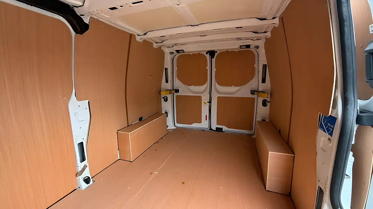 Used 2021 Ford Transit Custom Limited White - Interior and Exterior details 9