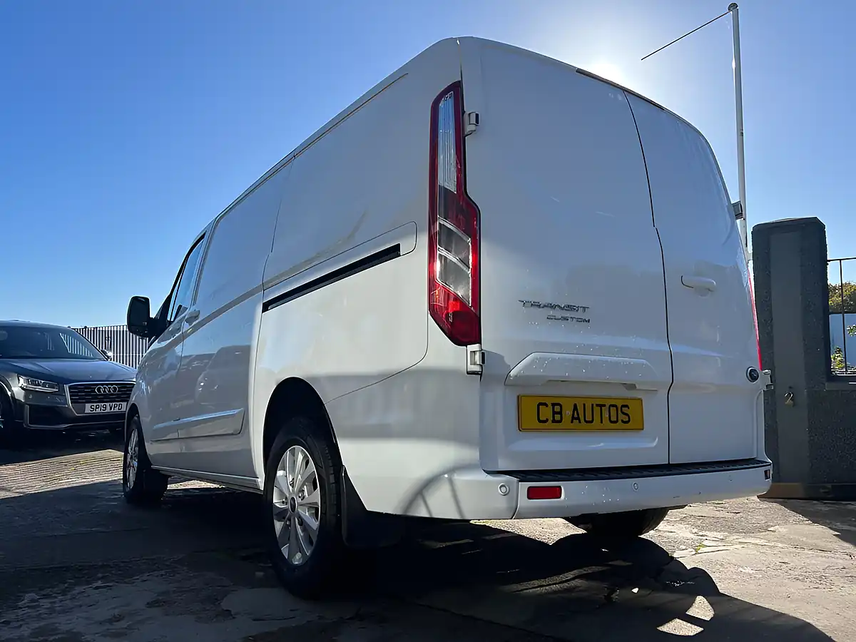 Used 2021 Ford Transit Custom Limited White - Interior and Exterior details 6