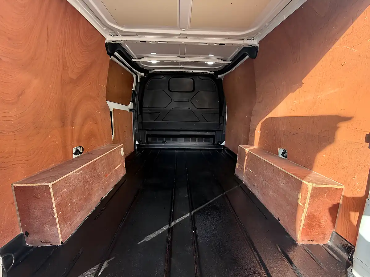 Used 2021 Ford Transit Custom Limited White - Interior and Exterior details 11