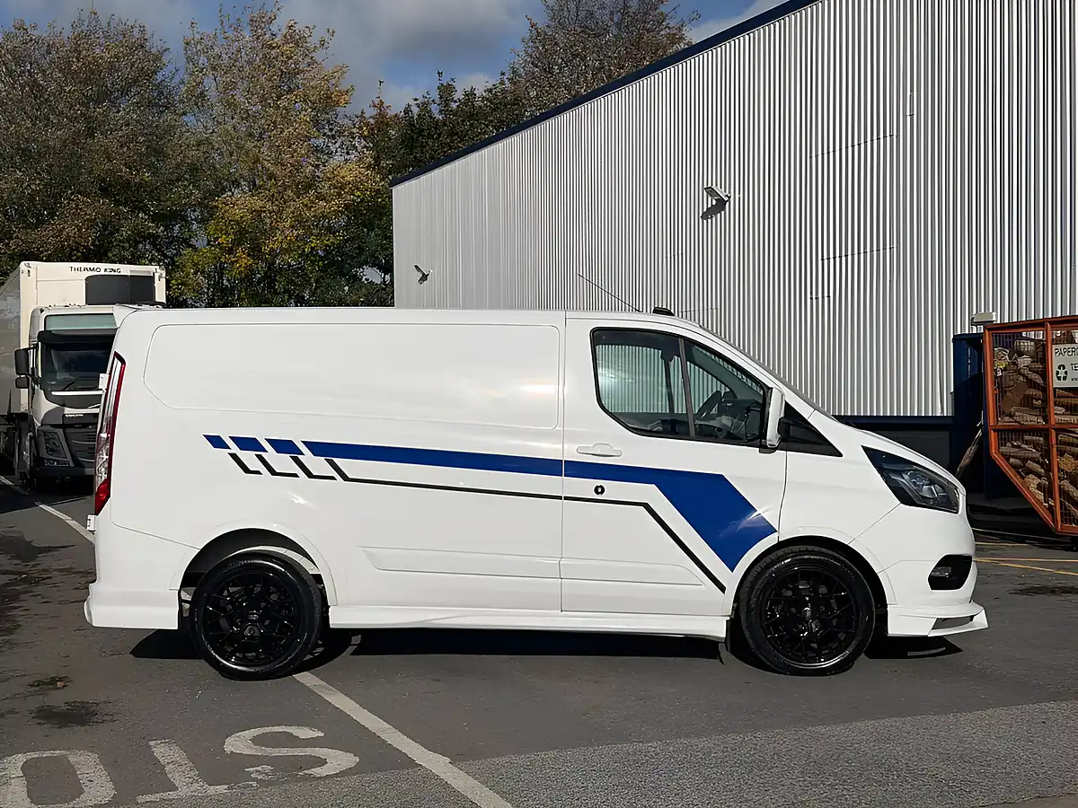 Used 2021 Ford Transit Custom Limited White - Interior and Exterior details 13