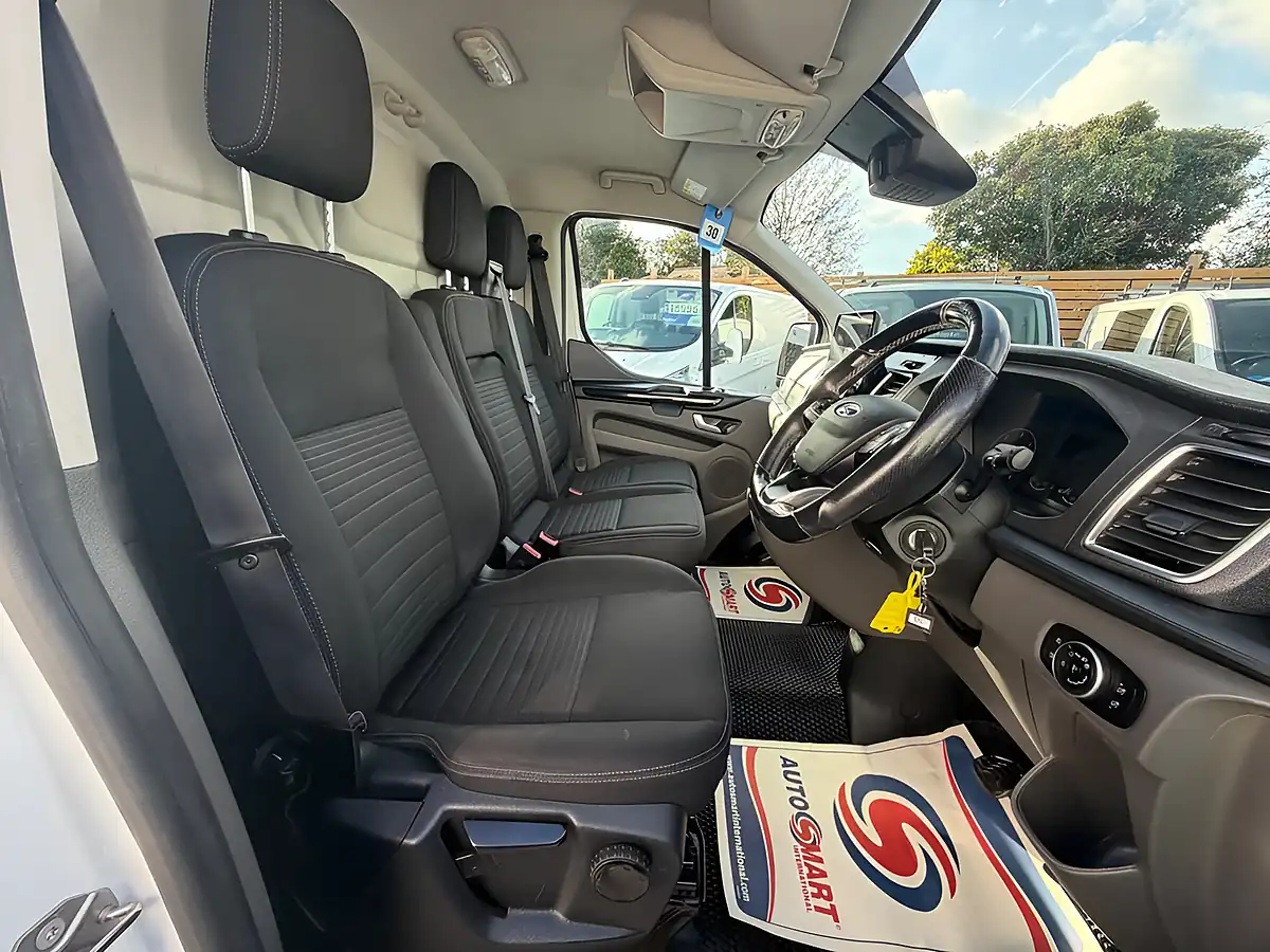 Used 2021 Ford Transit Custom Limited White - Interior and Exterior details 14