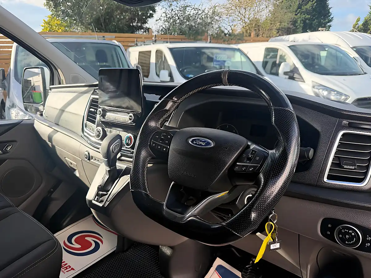 Used 2021 Ford Transit Custom Limited White - Interior and Exterior details 16