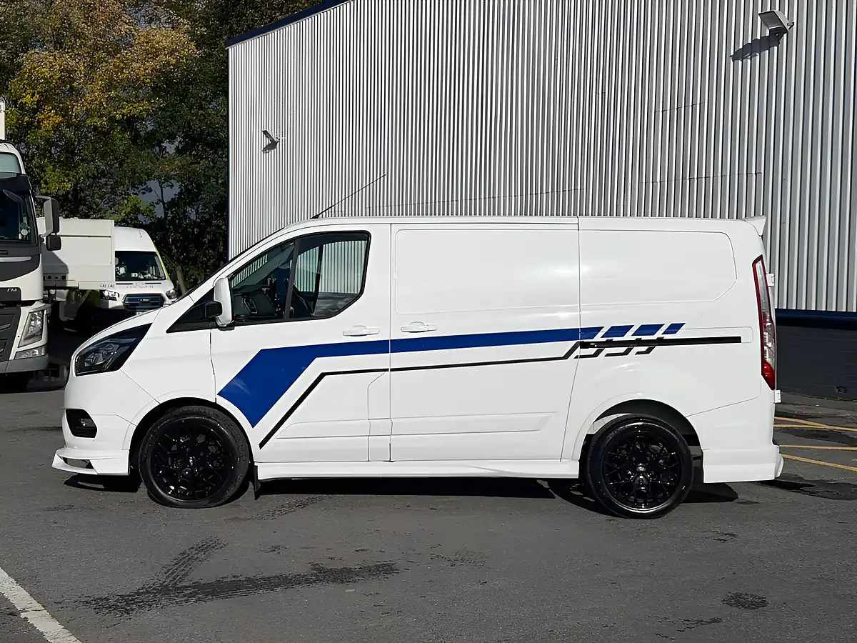 Used 2021 Ford Transit Custom Limited White - Interior and Exterior details 2