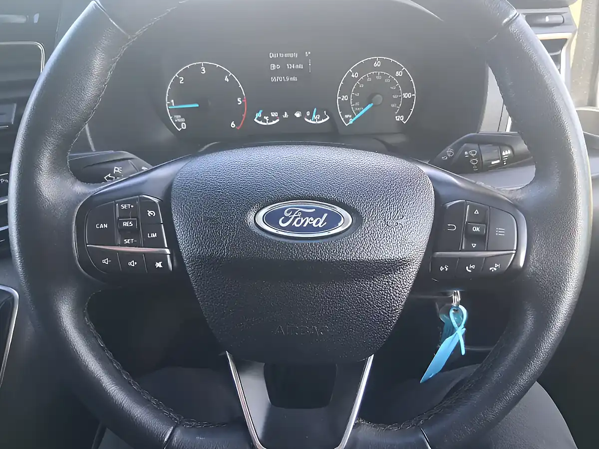 Used 2021 Ford Transit Custom Limited White - Interior and Exterior details 15
