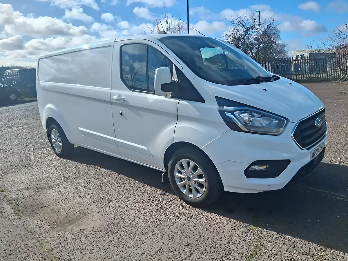 Used 2021 Ford Transit Custom Limited White - Interior and Exterior details 7