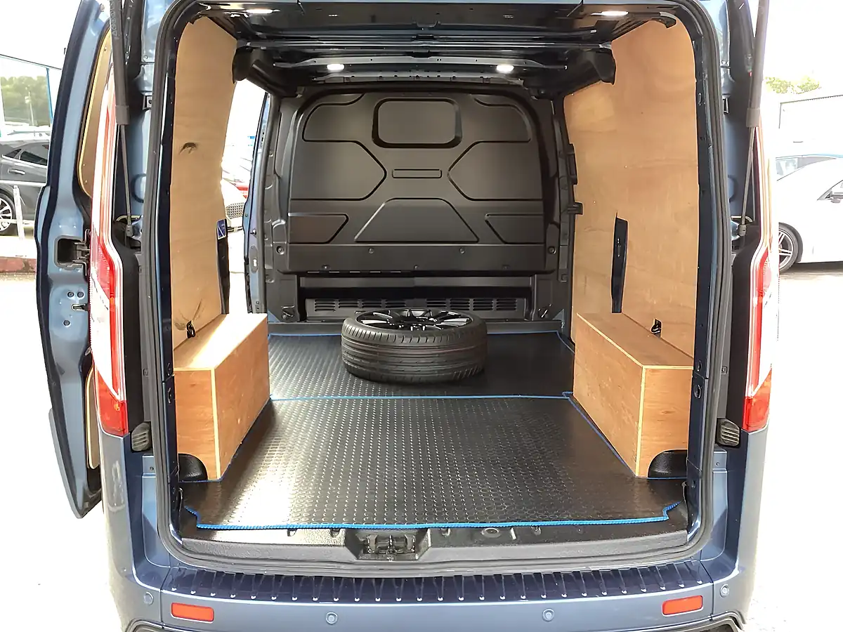 Used 2021 Ford Transit Custom Ms-Rt Limited Chrome Blue (metallic) - Interior and Exterior details 16