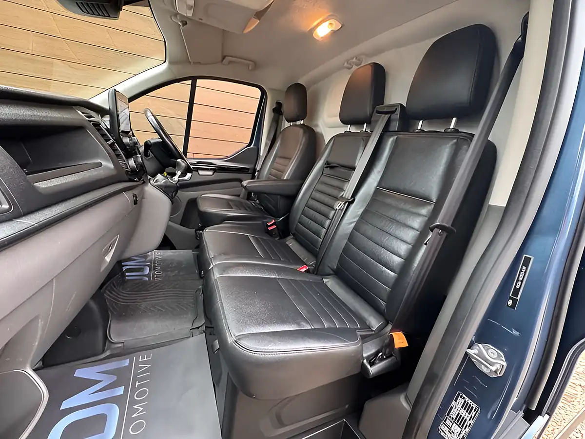 Used 2021 Ford Transit Custom Trail Blue Metallic - Interior and Exterior details 19