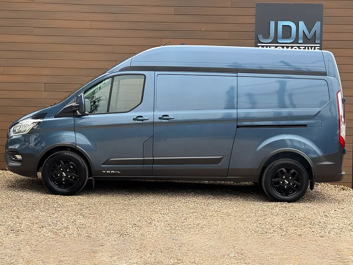 Used 2021 Ford Transit Custom Trail Blue Metallic - Interior and Exterior details 8