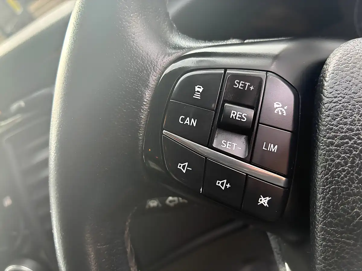 Used 2021 Ford Transit Custom Trail Crew Blue - Interior and Exterior details 15