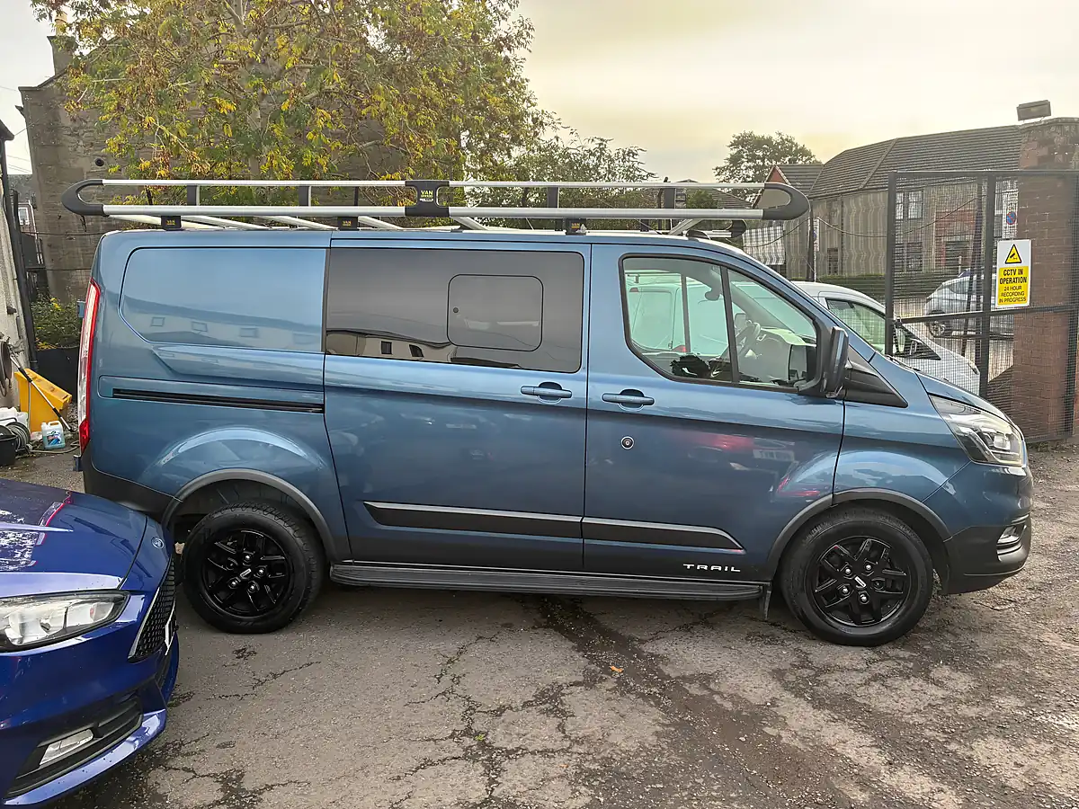 Used 2021 Ford Transit Custom Trail Crew Blue - Interior and Exterior details 2