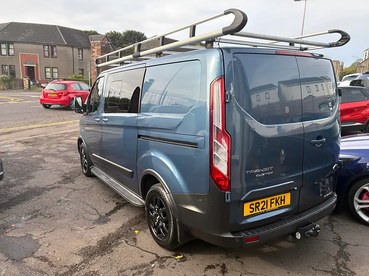 Used 2021 Ford Transit Custom Trail Crew Blue - Interior and Exterior details 4