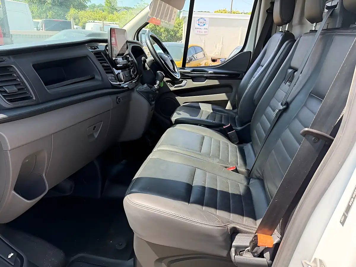 Used 2021 Ford Transit Custom Trail White - Interior and Exterior details 10