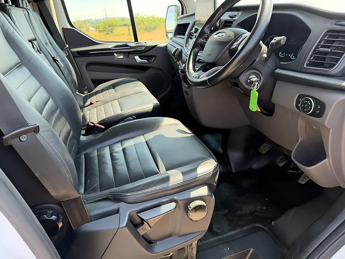 Used 2021 Ford Transit Custom Trail White - Interior and Exterior details 14
