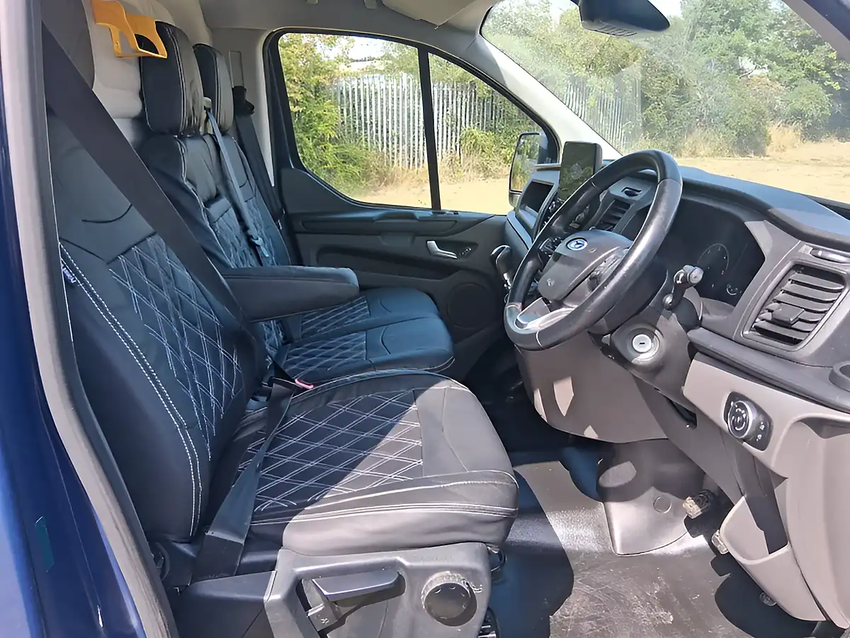 Used 2021 Ford Transit Custom Trend Blue - Interior and Exterior details 12