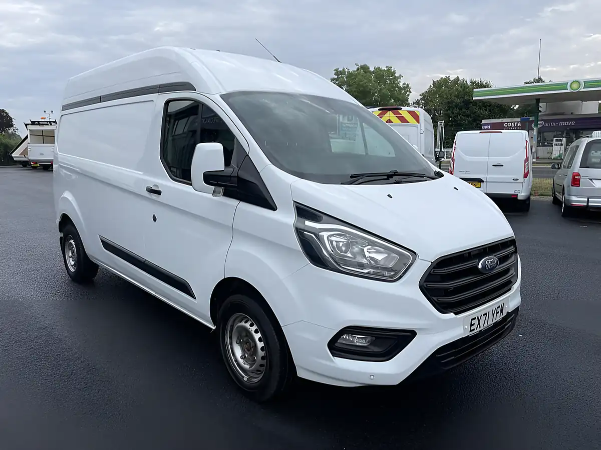 Used 2021 Ford Transit Custom Trend L2H2 White - Front View