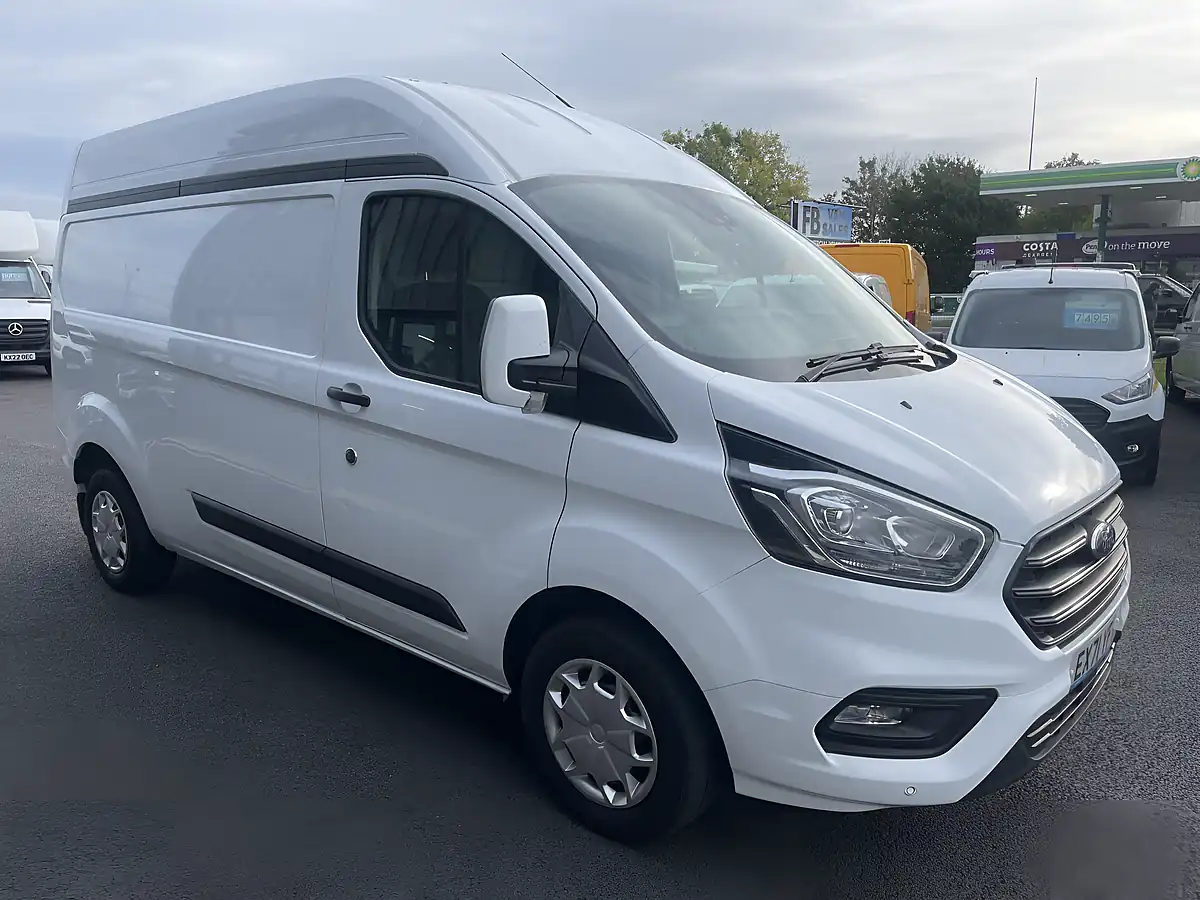 Used 2021 Ford Transit Custom Trend L2H2 White - Interior and Exterior details 4