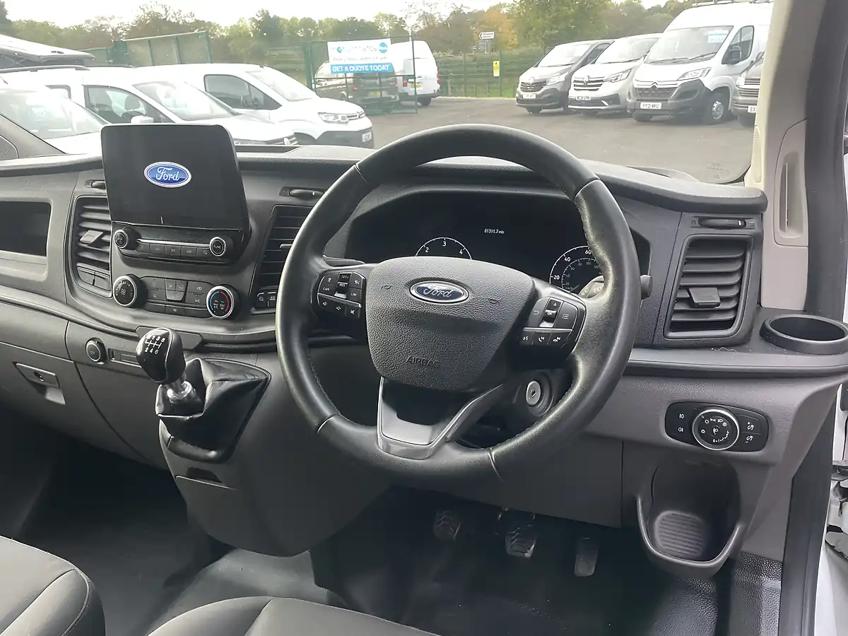 Used 2021 Ford Transit Custom Trend L2H2 White - Interior and Exterior details 8