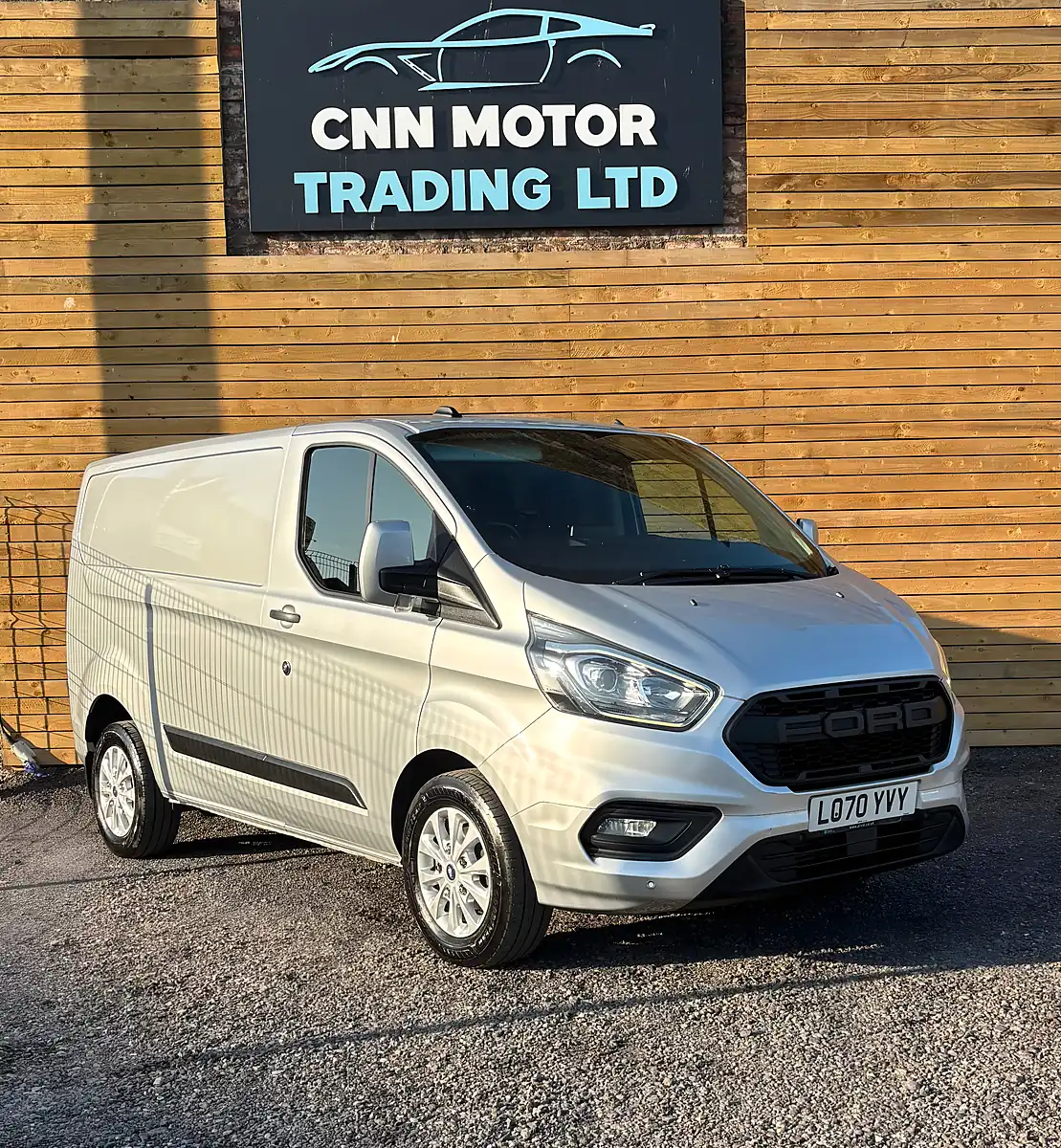 Used 2021 Ford Transit Custom Trend Moondust Silver - Front View