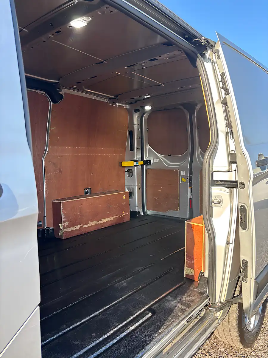 Used 2021 Ford Transit Custom Trend Moondust Silver - Interior and Exterior details 19