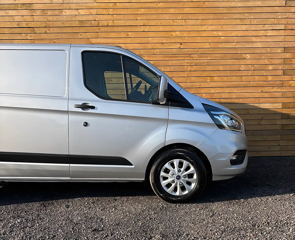 Used 2021 Ford Transit Custom Trend Moondust Silver - Interior and Exterior details 3
