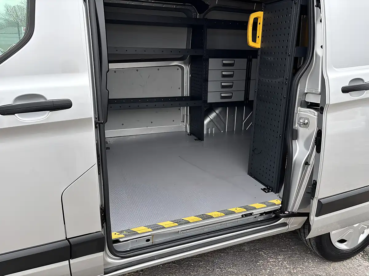 Used 2021 Ford Transit Custom Trend Silver - Interior and Exterior details 18