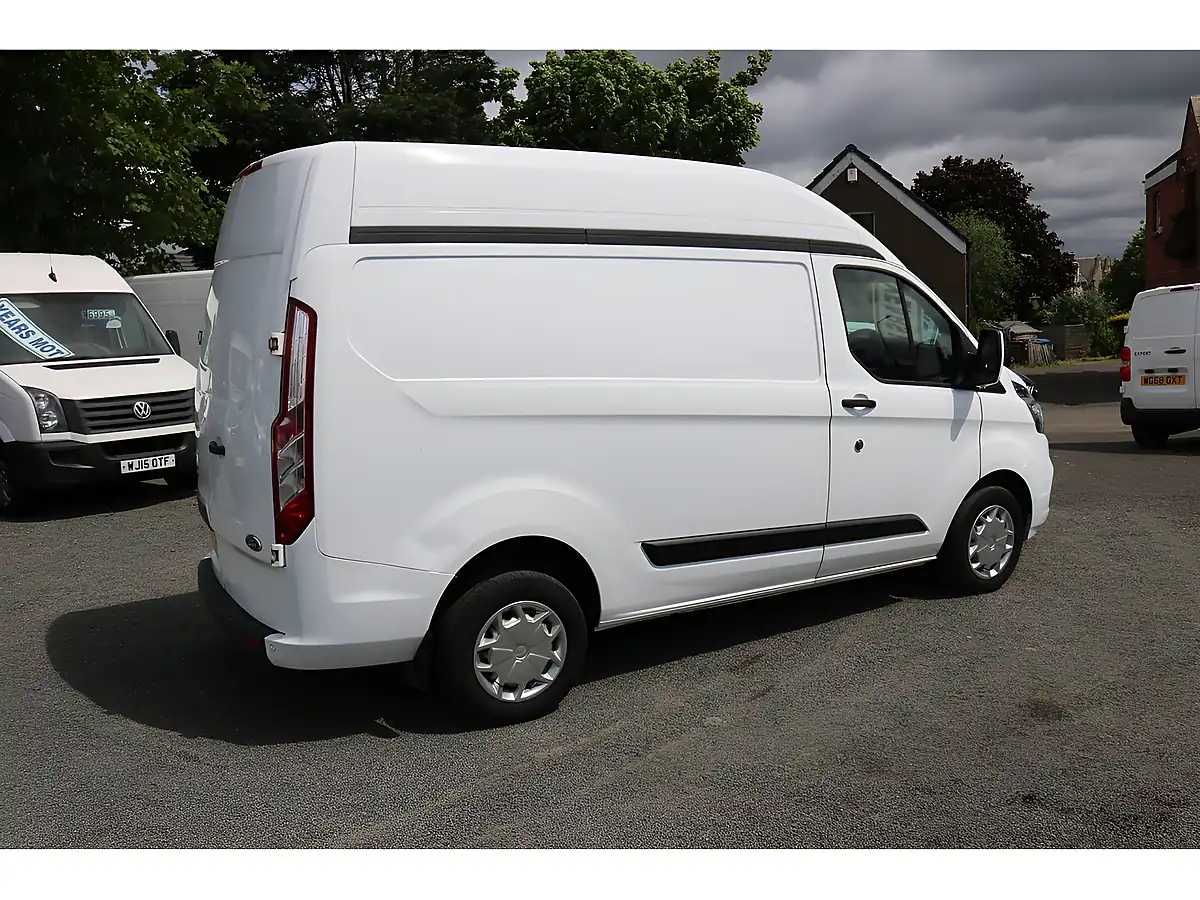 Used 2021 Ford Transit Custom Trend White - Interior and Exterior details 10