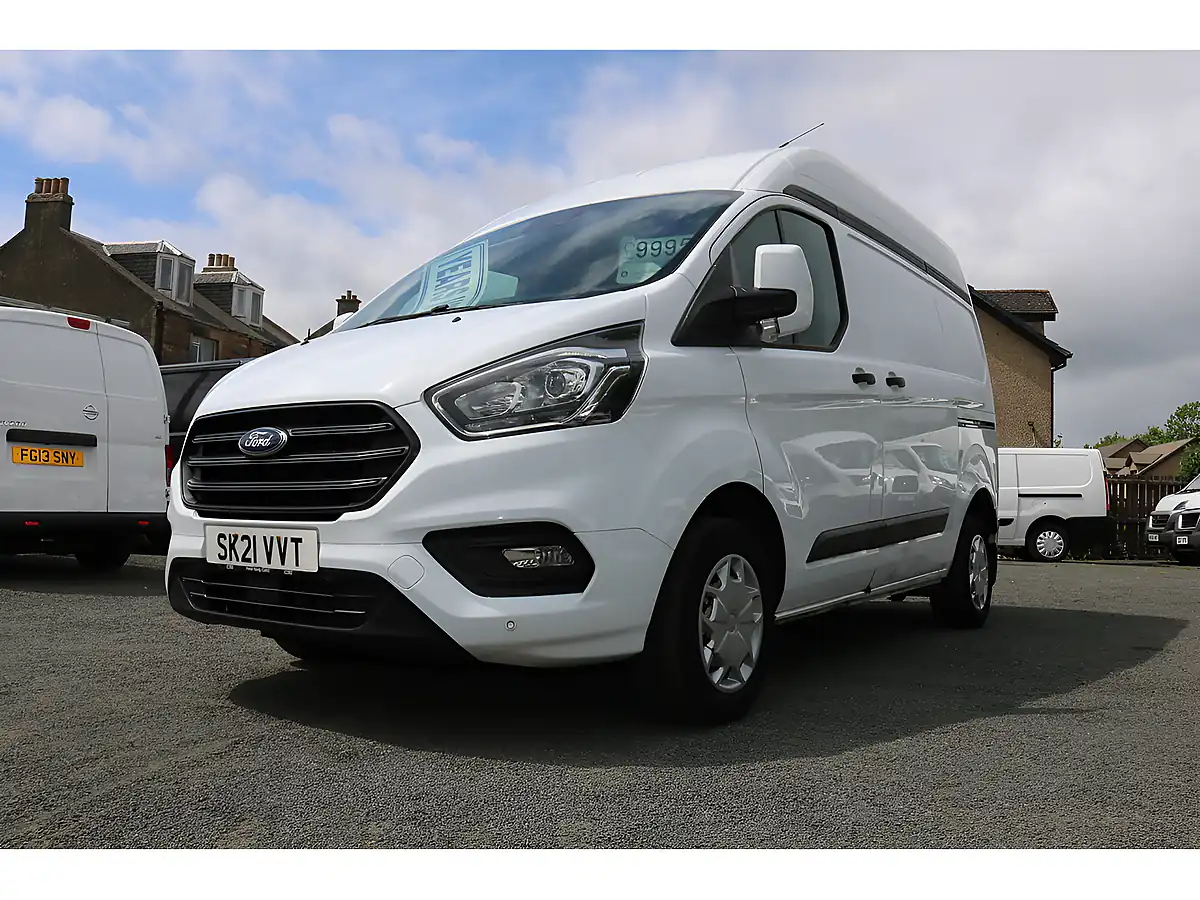 Used 2021 Ford Transit Custom Trend White - Interior and Exterior details 12