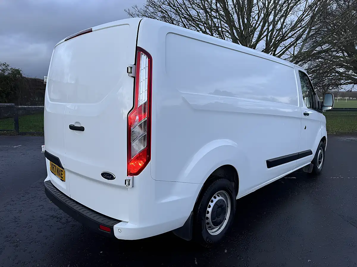 Used 2021 Ford Transit Custom Trend White - Interior and Exterior details 7