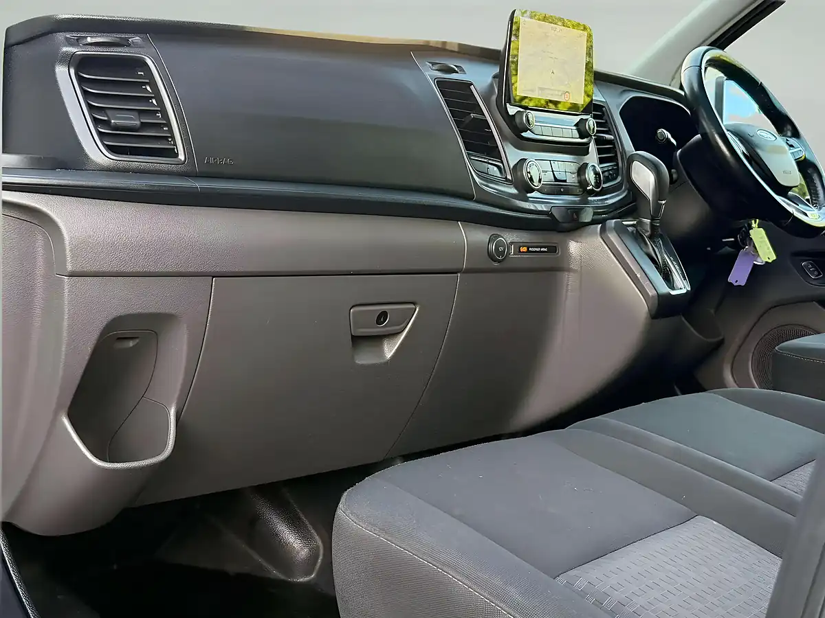 Used 2021 Ford Transit Custom Trend White - Interior and Exterior details 12